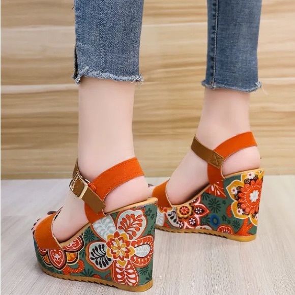 Orange Buckle Retro Floral Wedge Platform Heel Shoes - Picture 5 of 10